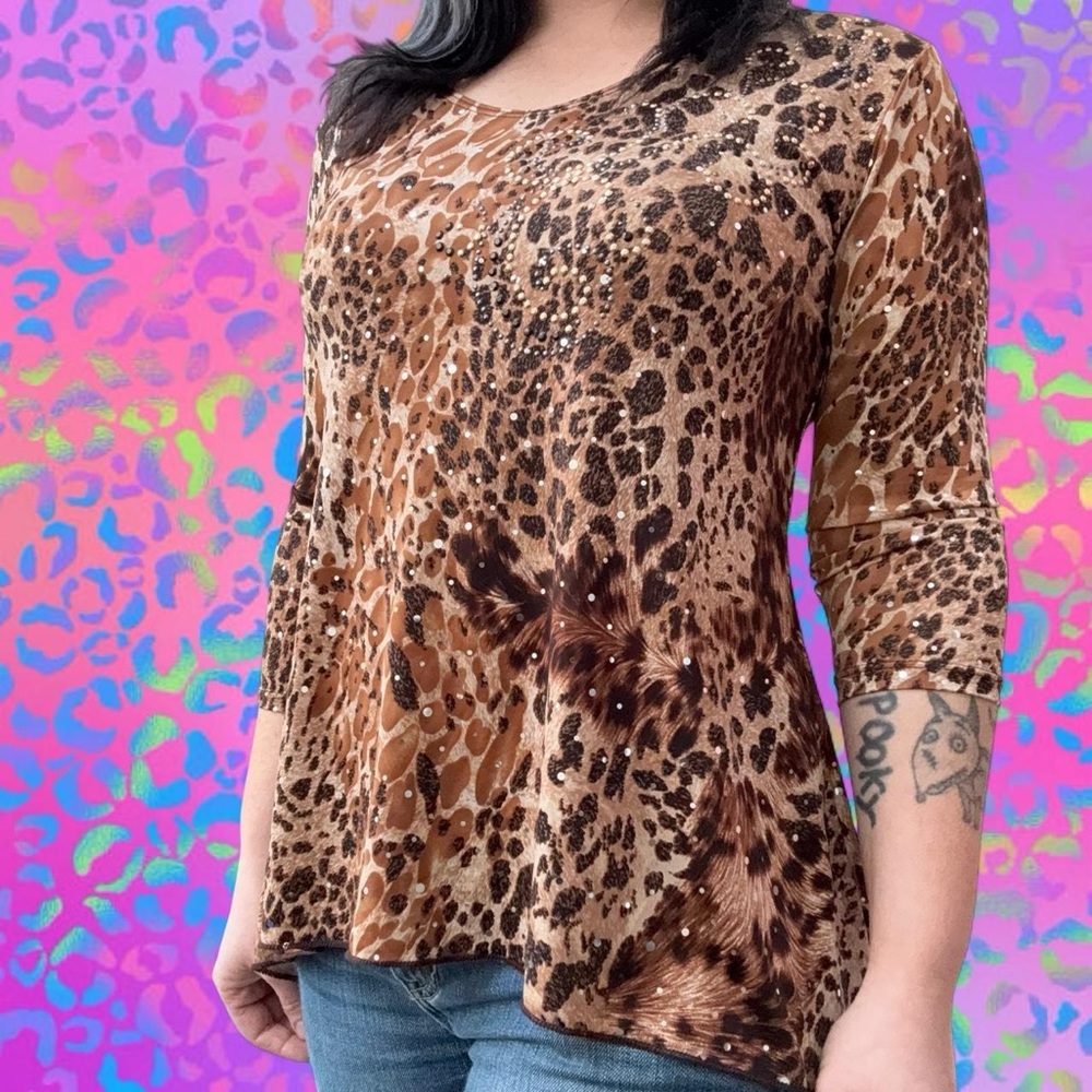 vtg y2k sequin animal print top sharkbite hem - brittany black, sz psm, fits md